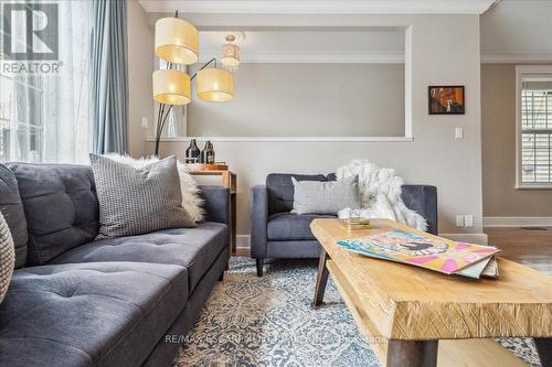 3 Nightingale Street, Hamilton (Landsdale), ON - Indoor Photo Showing Living Room