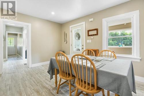 Great flow - 24 Munroe Avenue E, Renfrew, ON - Indoor Photo Showing Dining Room