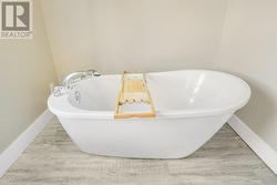 Soaker tub - 