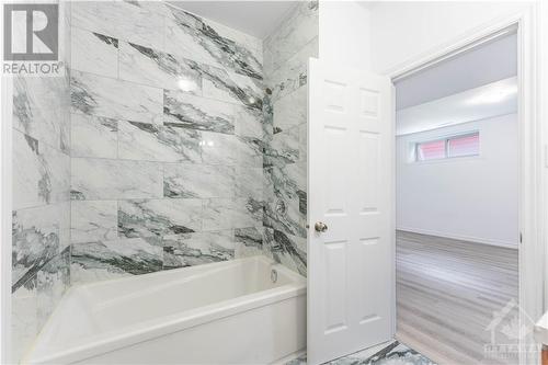 1031 Jacynthe Street, Hawkesbury, ON - Indoor Photo Showing Bathroom