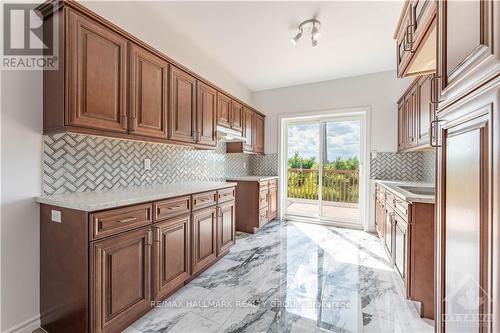 1031 Jacynthe Street, Prescott And Russell, ON - Indoor Photo Showing Kitchen