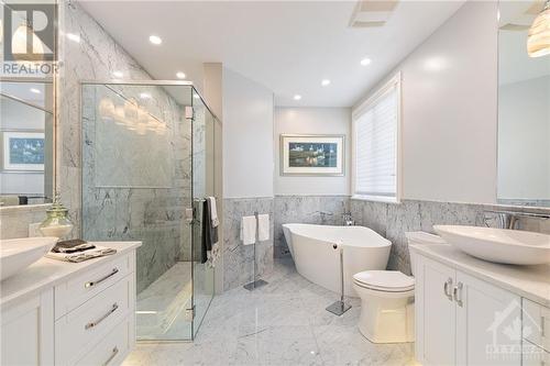 6373 Radisson Way, Ottawa, ON - Indoor Photo Showing Bathroom