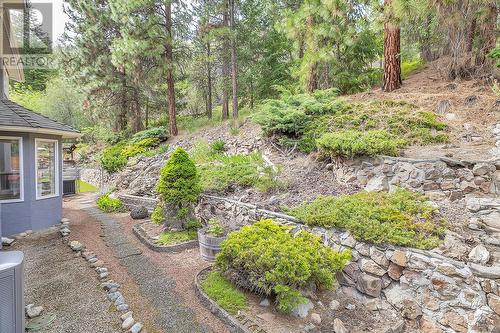 723 Cassiar Place, Kelowna, BC - Outdoor