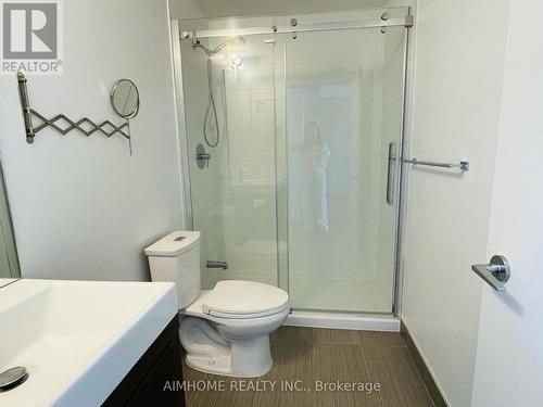 1807 - 66 Forest Manor Road, Toronto, ON - Indoor Photo Showing Bathroom