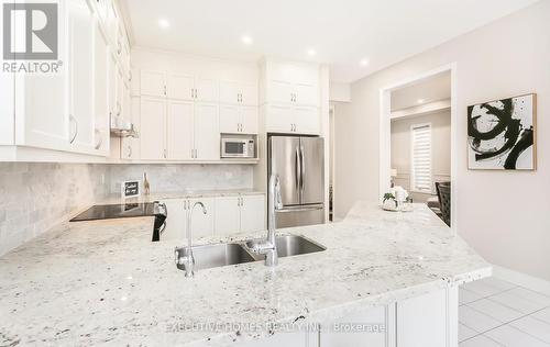 15246 Danby Road, Halton Hills (Georgetown), ON - Indoor Photo Showing Kitchen With Double Sink With Upgraded Kitchen