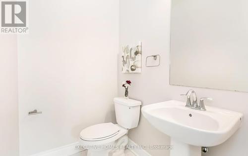 15246 Danby Road, Halton Hills (Georgetown), ON - Indoor Photo Showing Bathroom