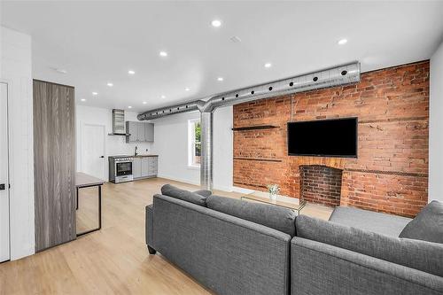 198 Dundurn Street S, Hamilton, ON - Indoor Photo Showing Living Room With Fireplace