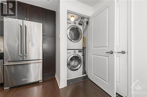 288 Big Sky Private, Ottawa, ON - Indoor Photo Showing Laundry Room