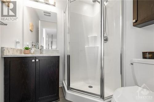 288 Big Sky Private, Ottawa, ON - Indoor Photo Showing Bathroom