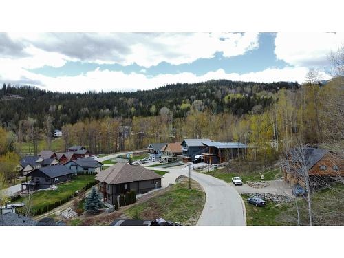 1018 Silvertip Road, Rossland, BC 