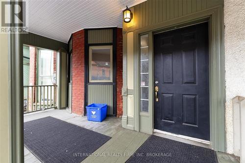 256 Gerrard Street E, Toronto, ON - Outdoor With Exterior