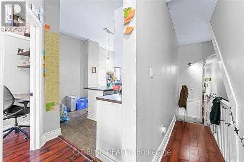 256 Gerrard Street E, Toronto (Cabbagetown-South St. James Town), ON - Indoor Photo Showing Other Room