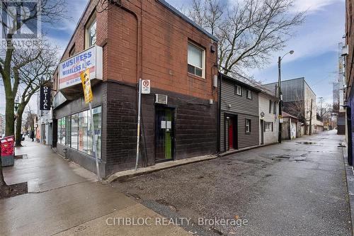 294 Gerrard Street E, Toronto (Cabbagetown-South St. James Town), ON - Outdoor