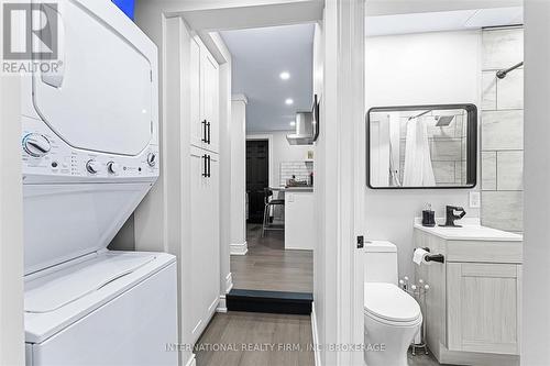 294 Gerrard Street E, Toronto, ON - Indoor Photo Showing Laundry Room