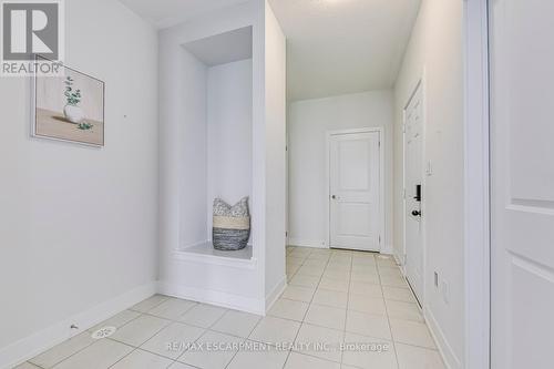 1488 Yellow Rose Circle, Oakville, ON - Indoor Photo Showing Other Room