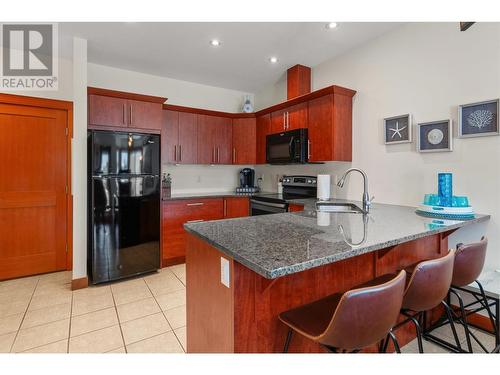 93 Winnipeg Street Unit# 204, Penticton, BC - Indoor Photo Showing Kitchen