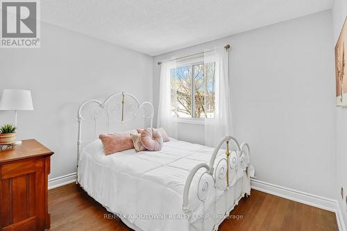 5 - 2651 Aquitaine Avenue, Mississauga, ON - Indoor Photo Showing Bedroom