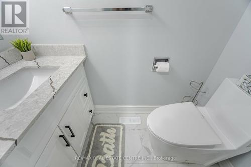 44 Abelard Avenue, Brampton (Fletcher'S West), ON - Indoor Photo Showing Bathroom