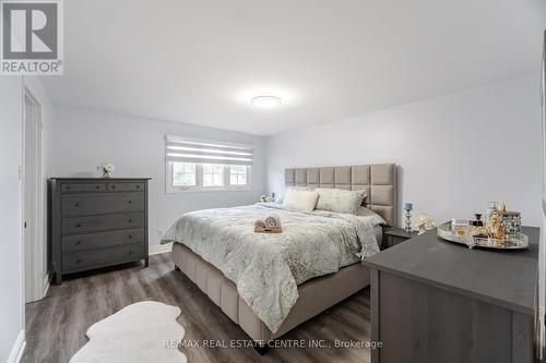 44 Abelard Avenue, Brampton (Fletcher'S West), ON - Indoor Photo Showing Bedroom