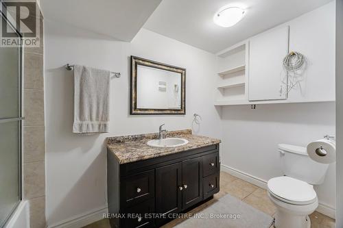 44 Abelard Avenue, Brampton (Fletcher'S West), ON - Indoor Photo Showing Bathroom