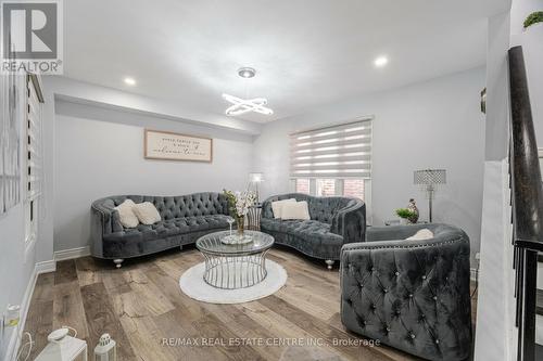 44 Abelard Avenue, Brampton, ON - Indoor Photo Showing Living Room