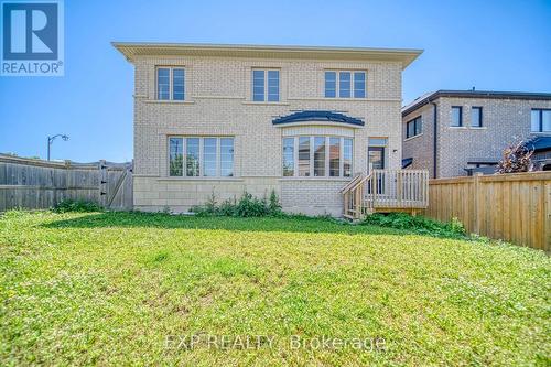 2 Deepwood Crescent, East Gwillimbury, ON - Outdoor