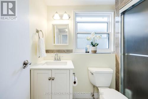 622 Capilano Crescent, Oshawa (Donevan), ON - Indoor Photo Showing Bathroom