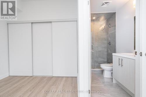 1010 - 286 Main Street, Toronto (East End-Danforth), ON - Indoor Photo Showing Bathroom