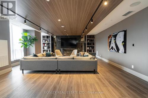 1010 - 286 Main Street, Toronto (East End-Danforth), ON - Indoor Photo Showing Living Room With Fireplace