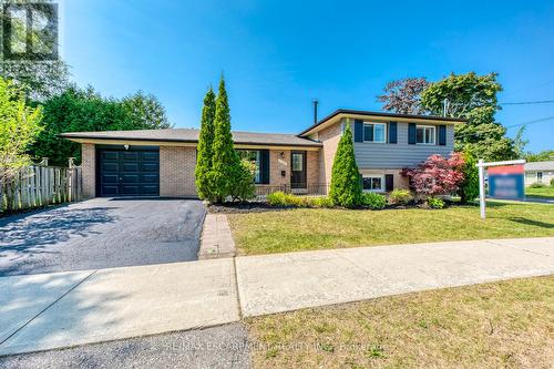 2 Lesgay Crescent, Toronto (Don Valley Village), ON - Outdoor With Facade