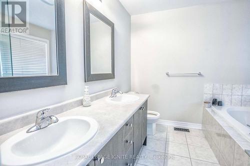 1382 Dallman Street, Innisfil (Lefroy), ON - Indoor Photo Showing Bathroom