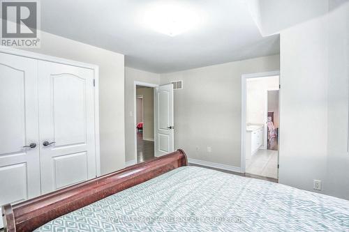 1382 Dallman Street, Innisfil (Lefroy), ON - Indoor Photo Showing Bedroom