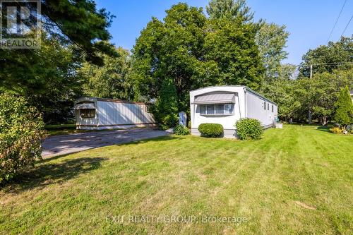 28 Linden Boulevard, Quinte West, ON - Outdoor