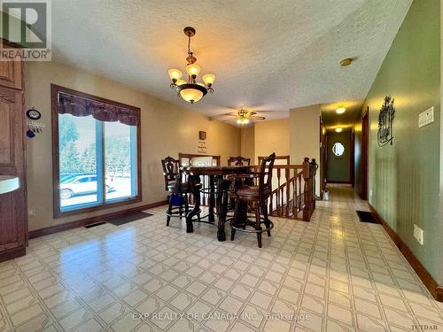 640 Shirley Street N, Timmins (Mountjoy Rural), ON - Indoor Photo Showing Dining Room