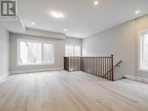 1479 Purchase Place, Innisfil, ON - Indoor Photo Showing Other Room