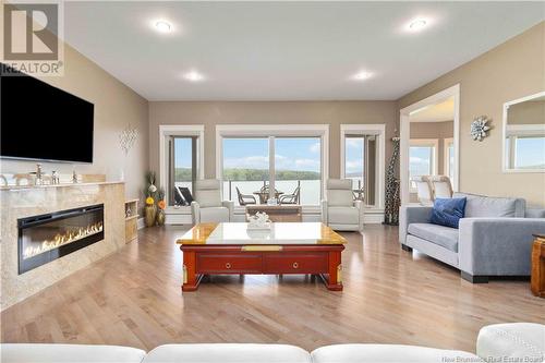 4401 102 Route, Upper Kingsclear, NB - Indoor Photo Showing Living Room With Fireplace