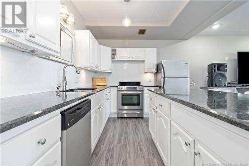 4401 102 Route, Upper Kingsclear, NB - Indoor Photo Showing Kitchen With Upgraded Kitchen