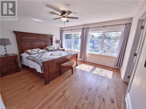 280 E St Andrew Street E, Fergus, ON - Indoor Photo Showing Bedroom