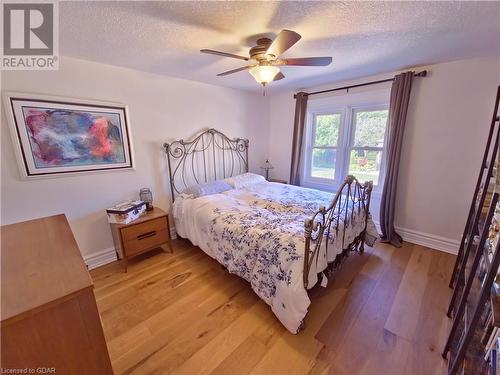 280 E St Andrew Street E, Fergus, ON - Indoor Photo Showing Bedroom