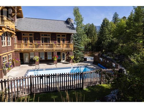 4559 Timberline  Crescent Unit# 415, Fernie, BC - Outdoor With In Ground Pool With Deck Patio Veranda