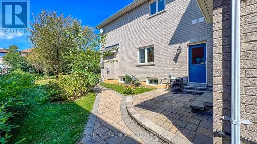 112 Crestwood Road, Vaughan, ON - Outdoor