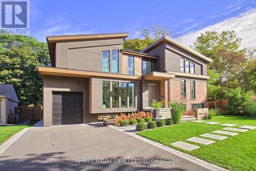 5 Hatton Court, Toronto (Princess-Rosethorn), ON - Outdoor With Facade