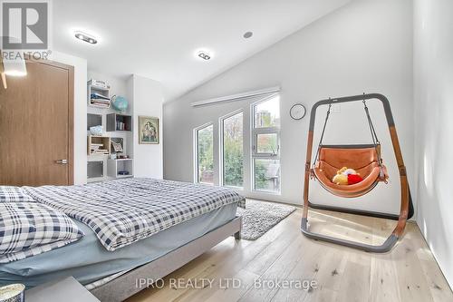 5 Hatton Court, Toronto (Princess-Rosethorn), ON - Indoor Photo Showing Bedroom