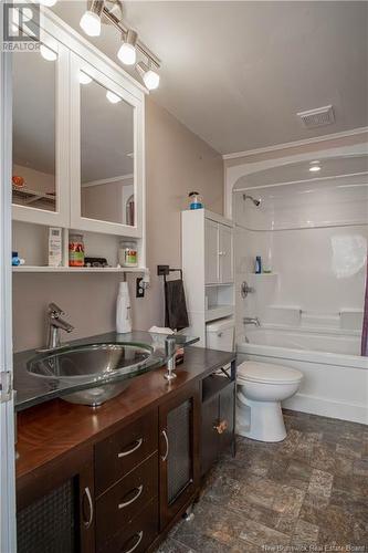 58 Orchard Crescent, Sussex Corner, NB - Indoor Photo Showing Bathroom