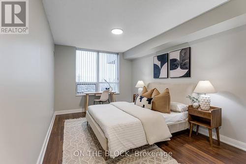 950 - 25 Viking Lane, Toronto (Islington-City Centre West), ON - Indoor Photo Showing Bedroom