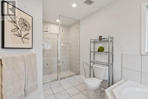 12 Robert Attersley Drive E, Whitby (Taunton North), ON - Indoor Photo Showing Bathroom