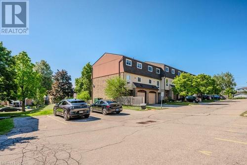 80 Old Country Drive Unit# 35, Kitchener, ON - Outdoor