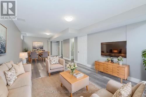 47 Hagan Avenue, Guelph, ON - Indoor Photo Showing Living Room