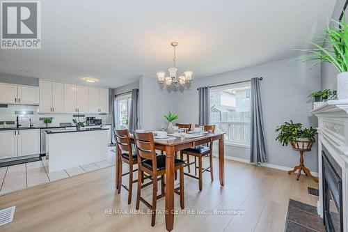 47 Hagan Avenue, Guelph, ON - Indoor Photo Showing Dining Room