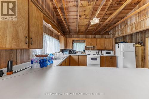 159 Keith Road, Bracebridge, ON - Indoor Photo Showing Kitchen